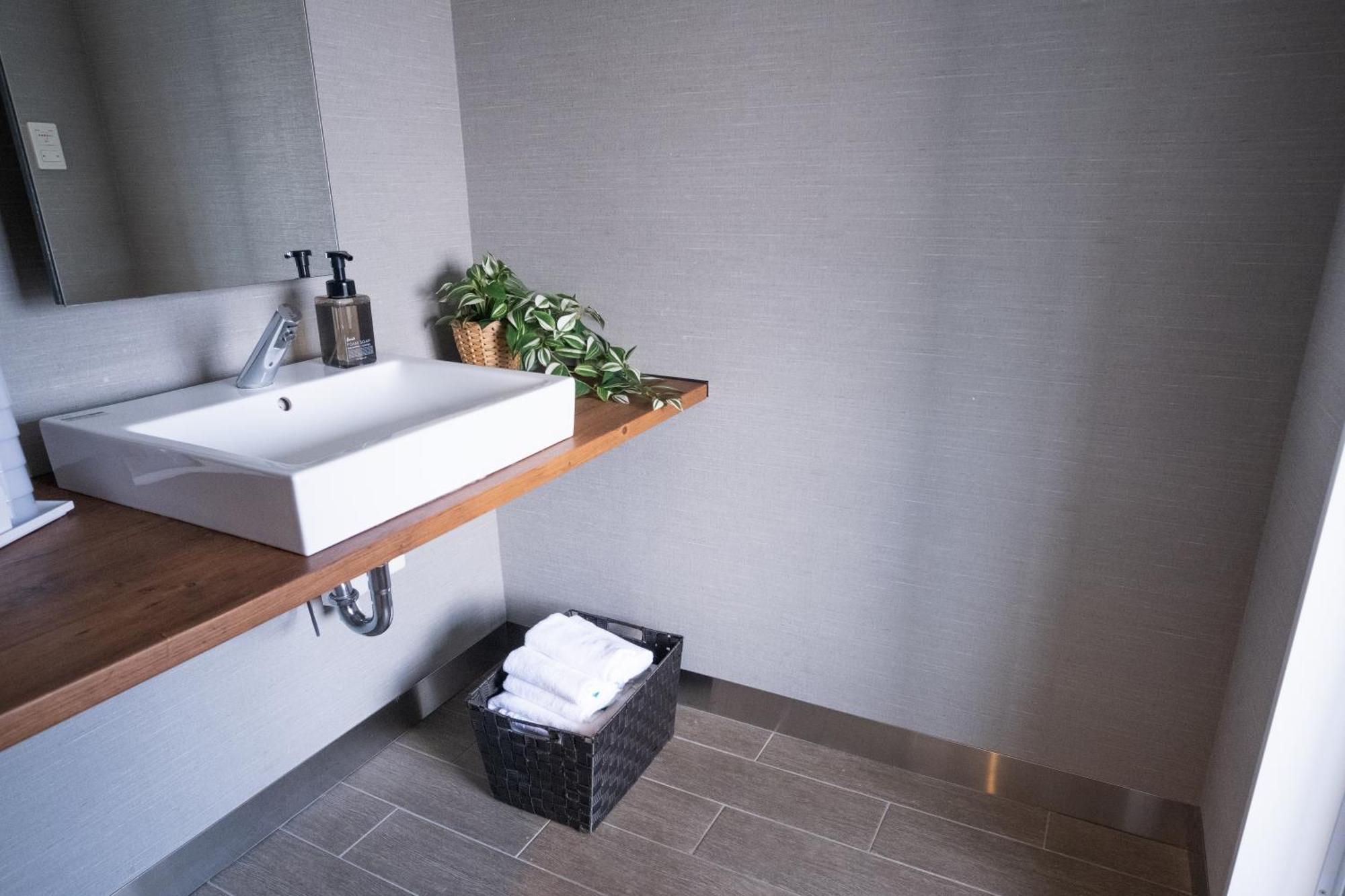 Hotel Wayfarer Shinsaibashi Osaka Esterno foto