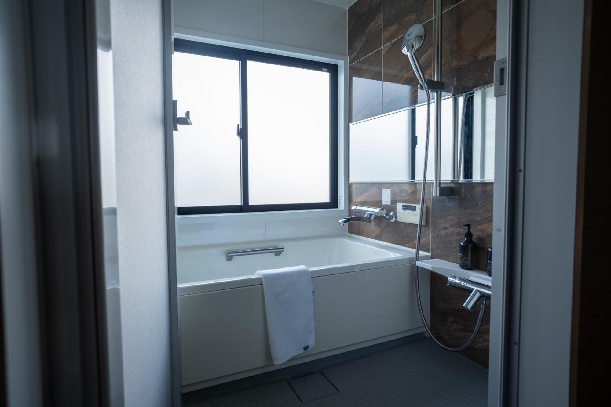 Hotel Wayfarer Shinsaibashi Osaka Esterno foto